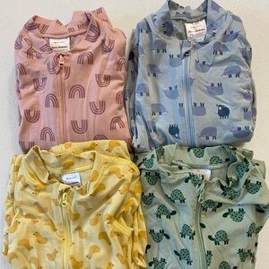 Hanna Andersson 4 pack Duck, sheep, Turtle, Rainbow 3T Pajamas bodysuits